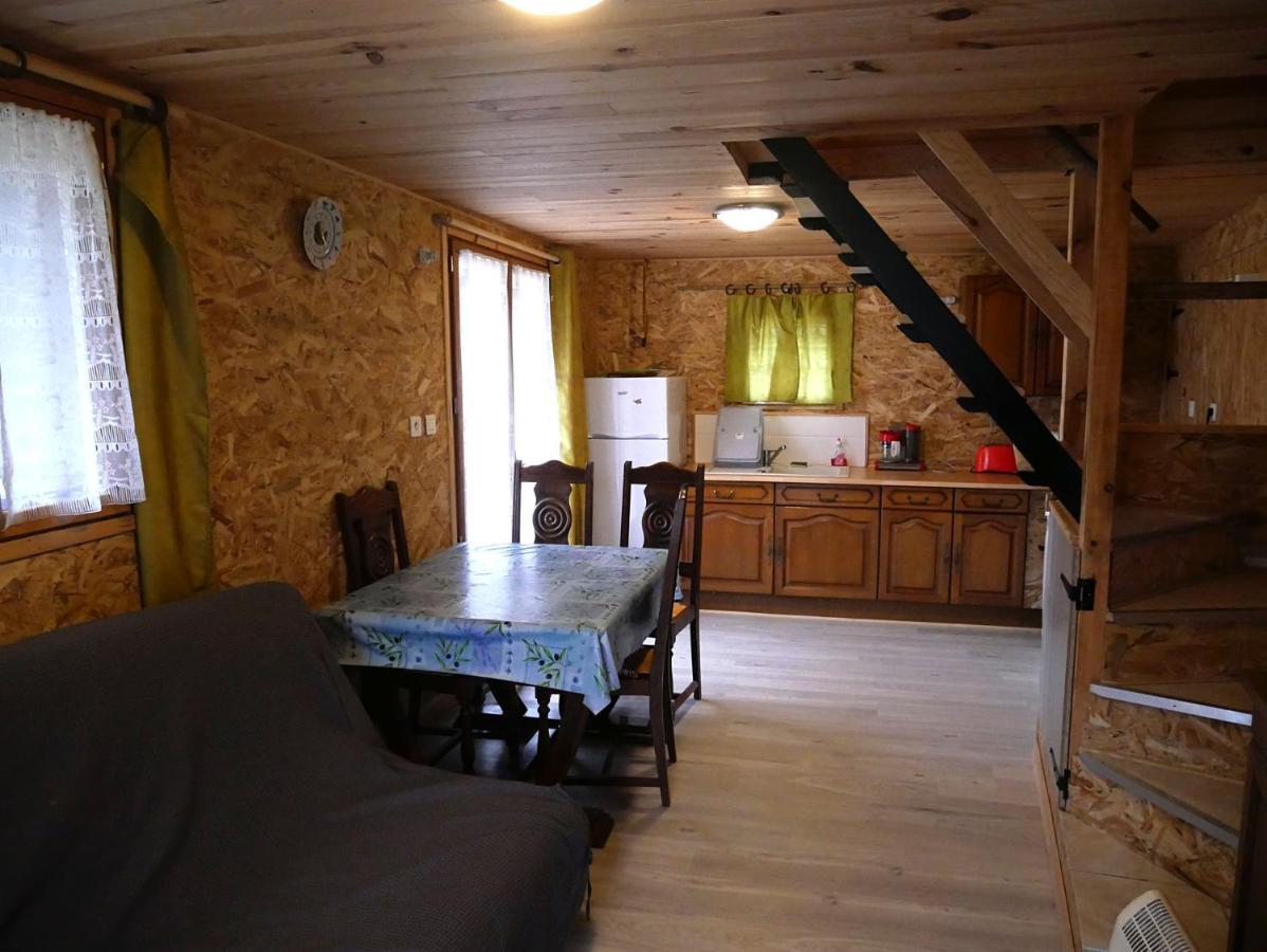 Gite Chez Coste Gilles Saint-Privat-du-Dragon Exterior foto