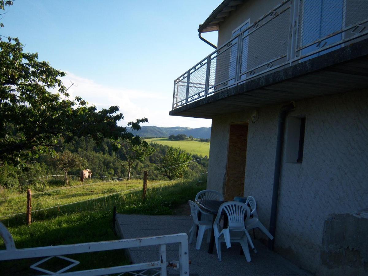 Gite Chez Coste Gilles Saint-Privat-du-Dragon Exterior foto