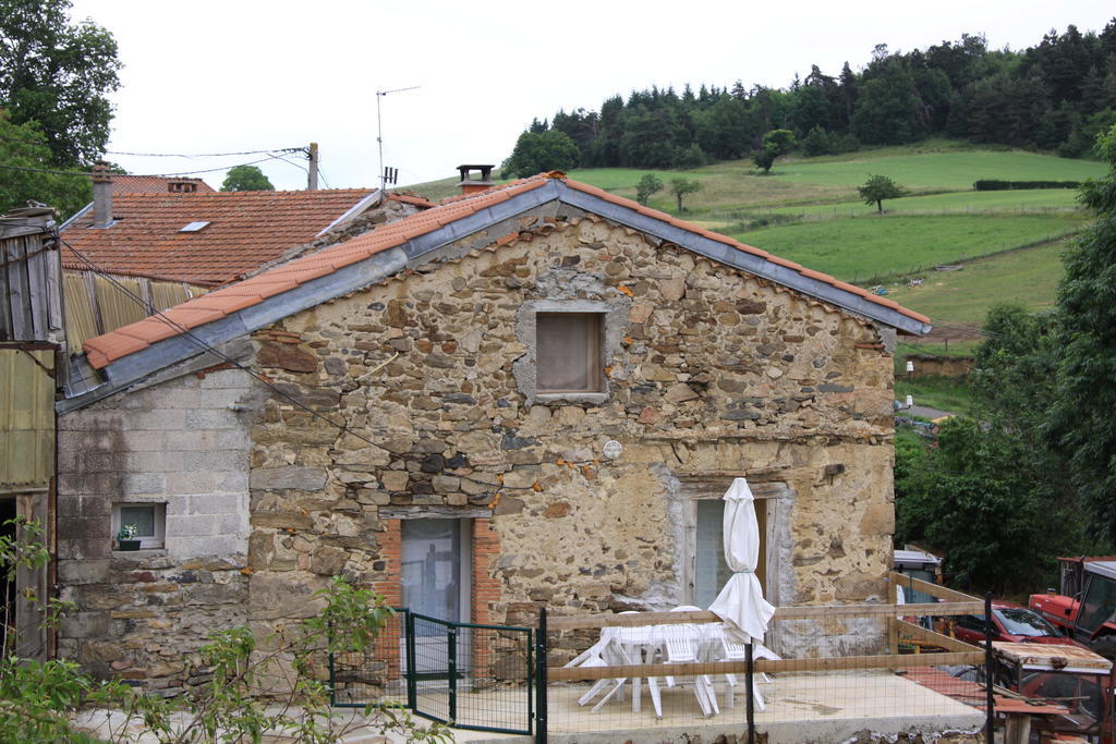 Gite Chez Coste Gilles Saint-Privat-du-Dragon Habitación foto